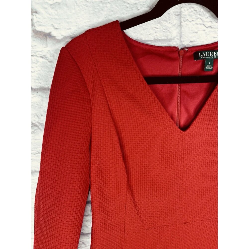 LAUREN RALPH LAUREN Women's Red Waffle Texture V-Neck Fit & Flare Dress Size 4 - Picture 2 of 6